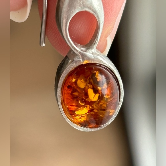 💛St Justin Jewellery – Bird Knot Earrings – AMBER - Picture 3 of 9